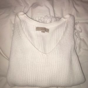White loft sweater with fringe